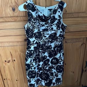 ANN TAYLOR Black & White Sleeveless Dress Size 10